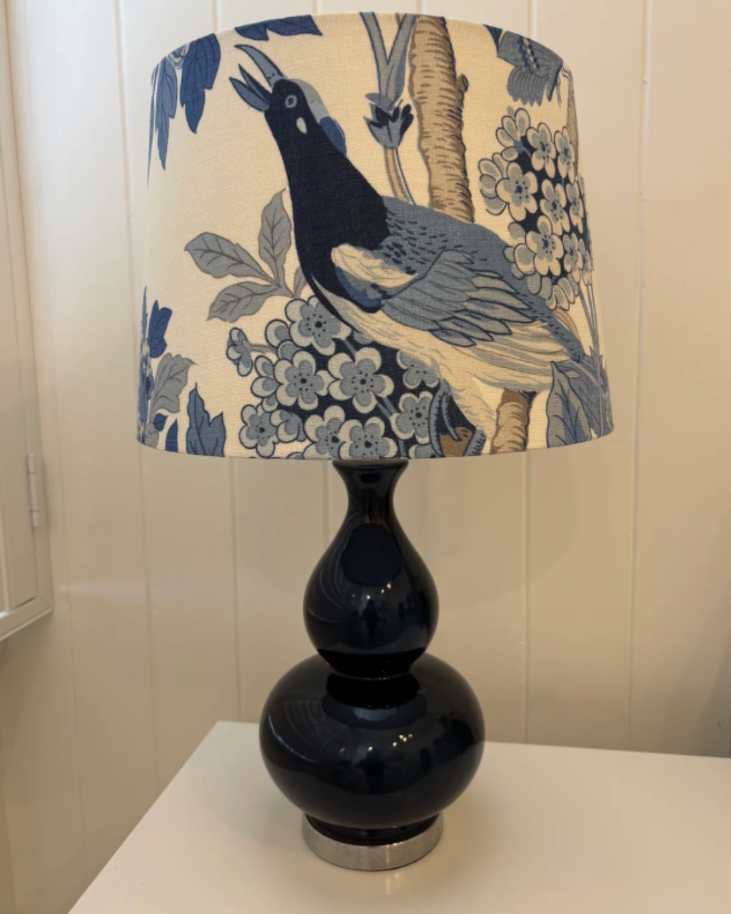 Hydrangea Bird Lamp