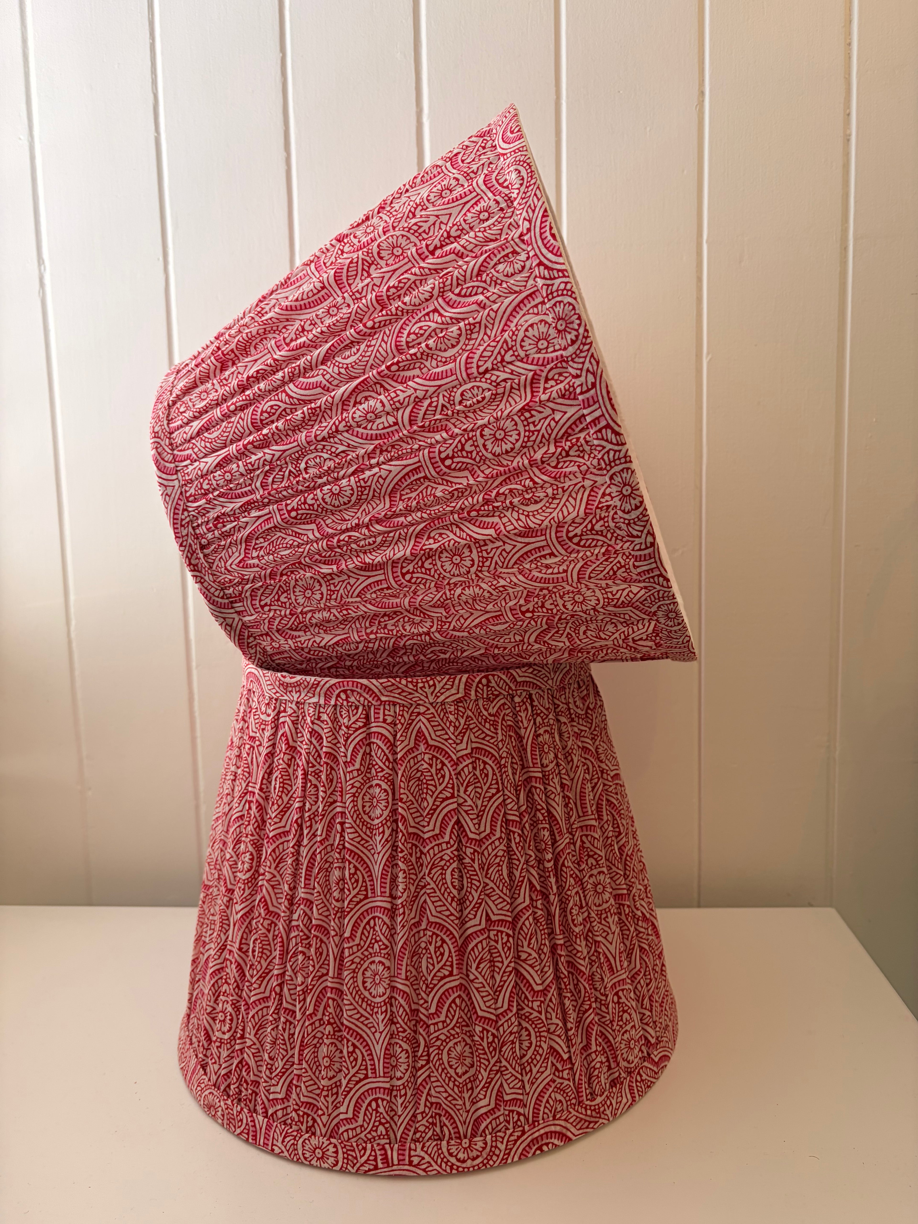Pink gathered shade