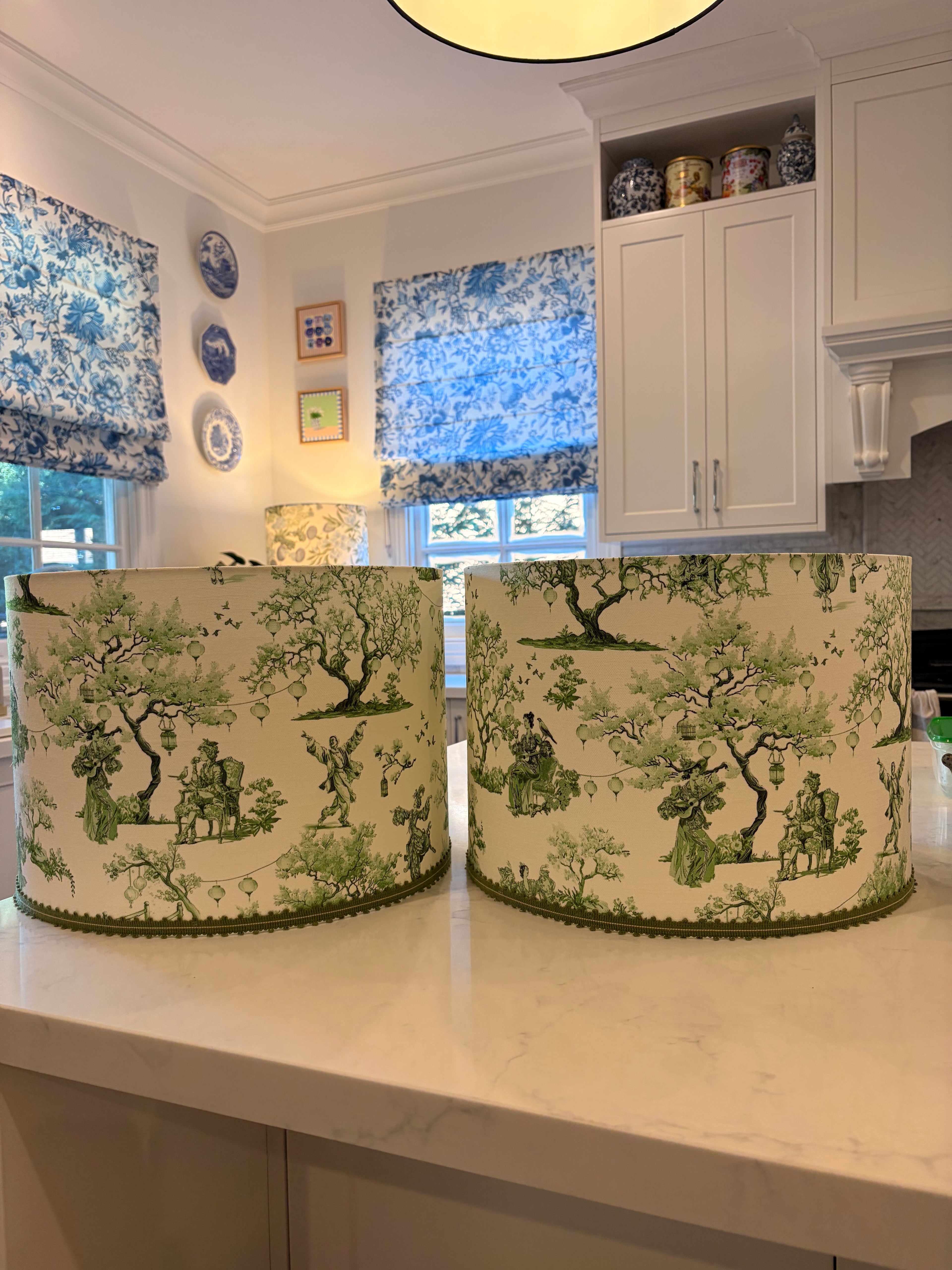 Green Chinoiserie shade