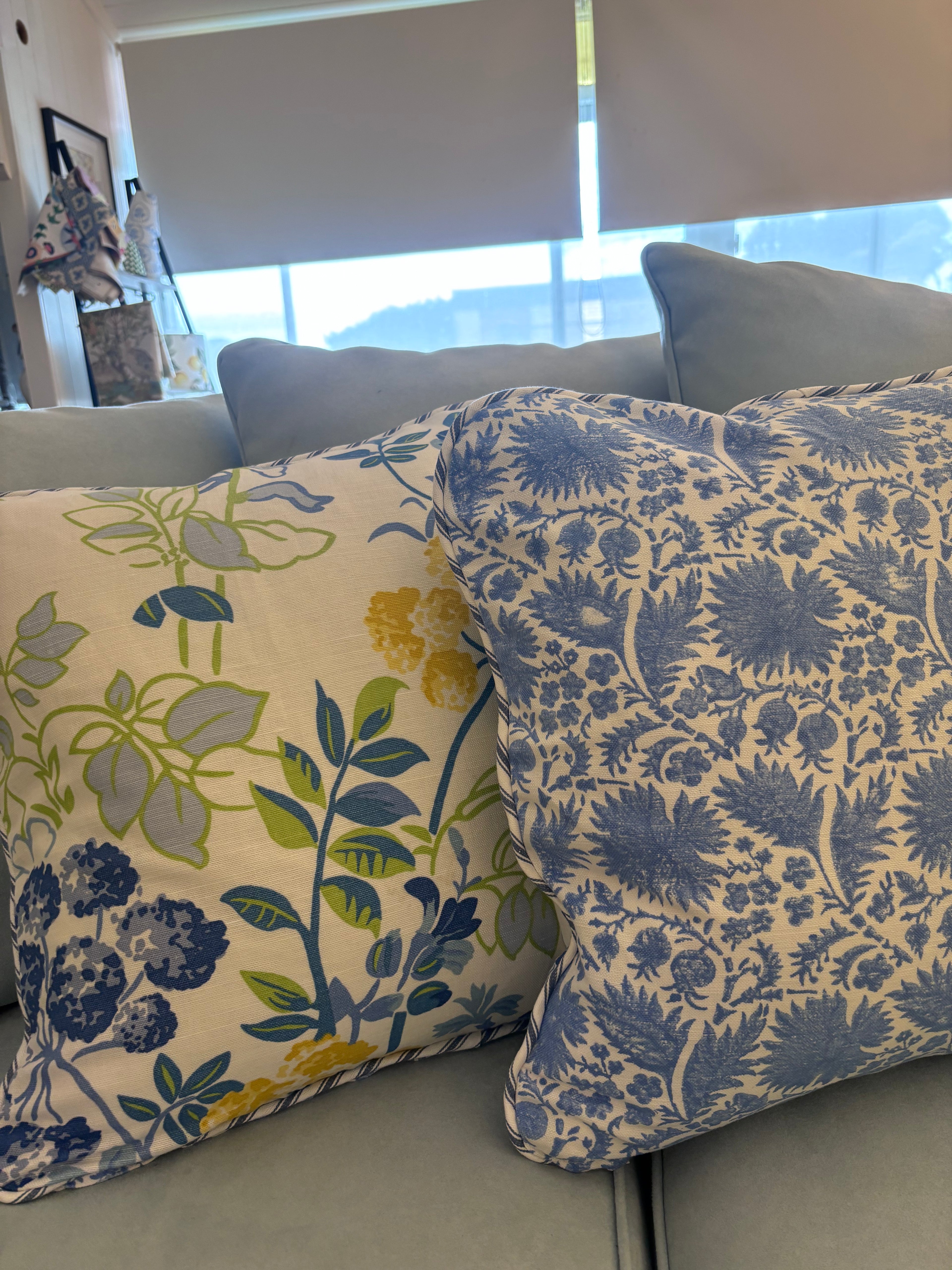 Spring garden cushion cover