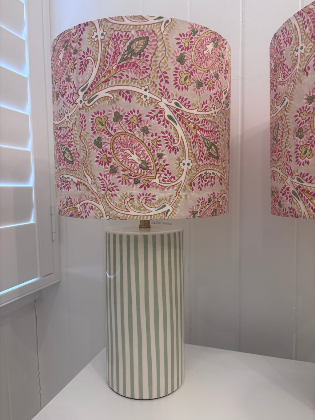 Green/white striped lamps