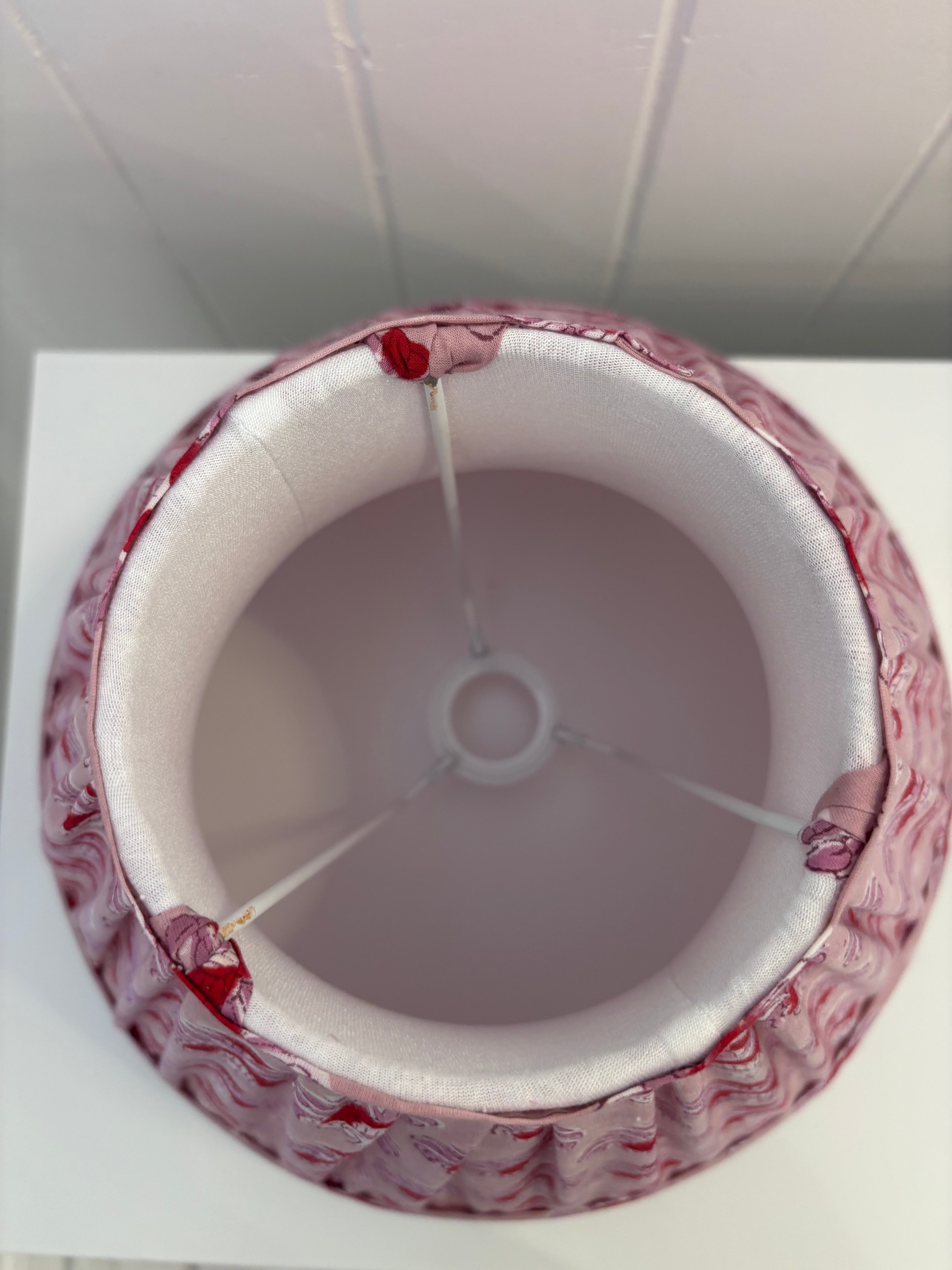 Raspberry gathered shades