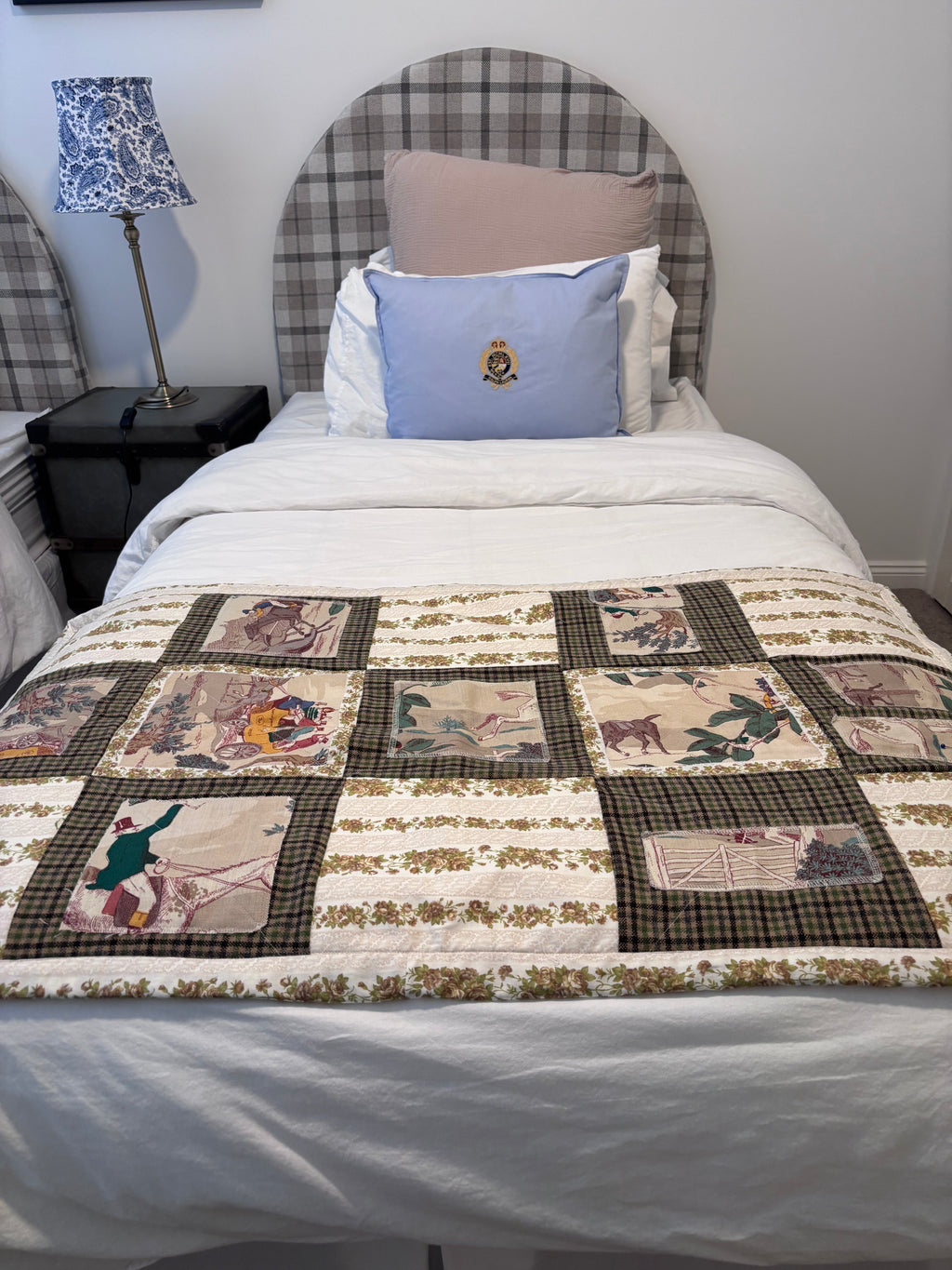 Single bed runner