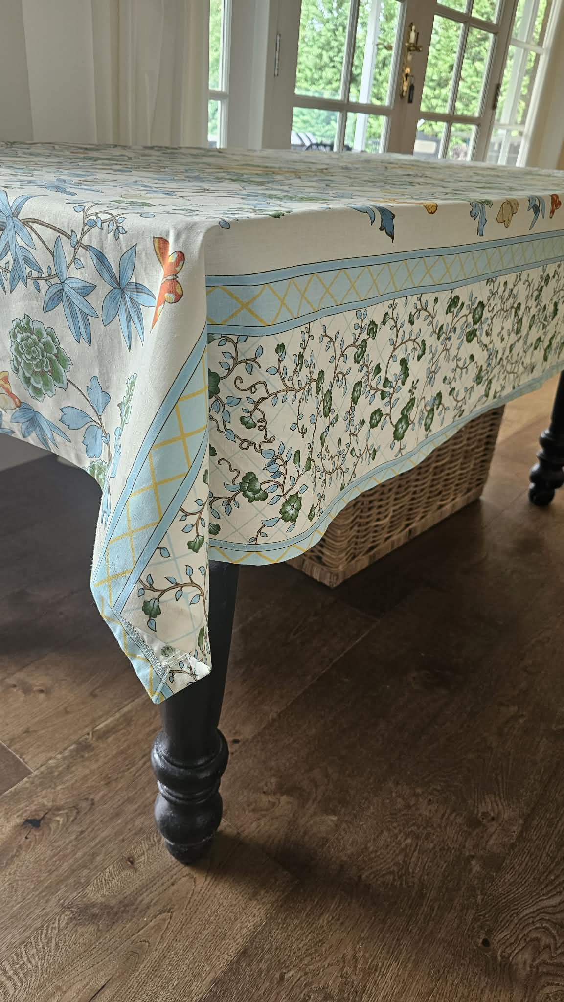 Tablecloth Song Haven